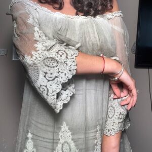 GRETTY ZUEGER 100% silk Chic Gray Lace-Embellished Mini Dress